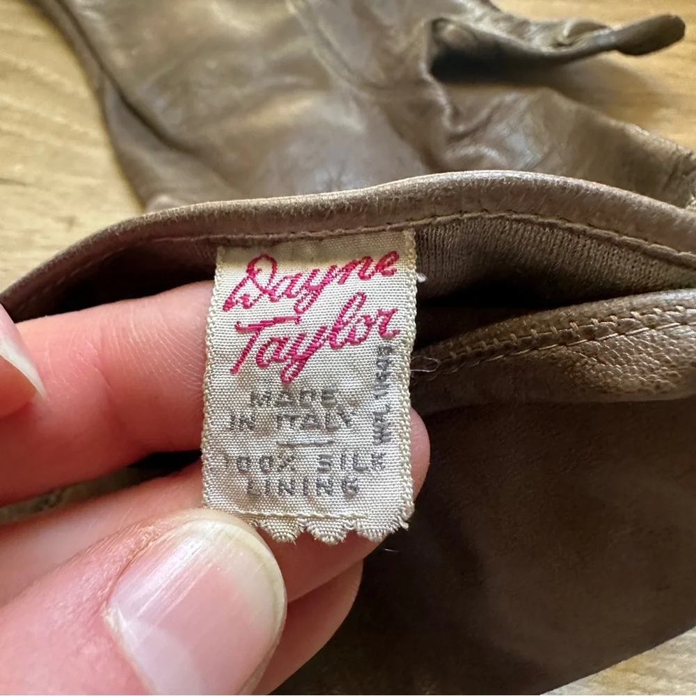 Vintage Dayne Taylor Silk Lined leather gloves